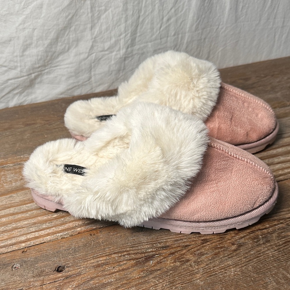 Nine West Blush and Ivory Women's Slippers
